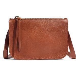 Madewell simple pouch belt bag. Color is English Saddle.